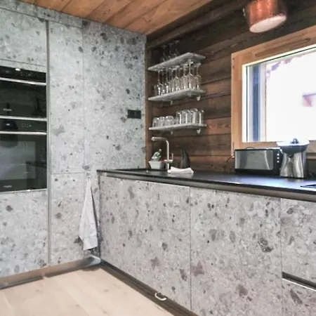 Warm And Cosy In A Chalet Megeve
